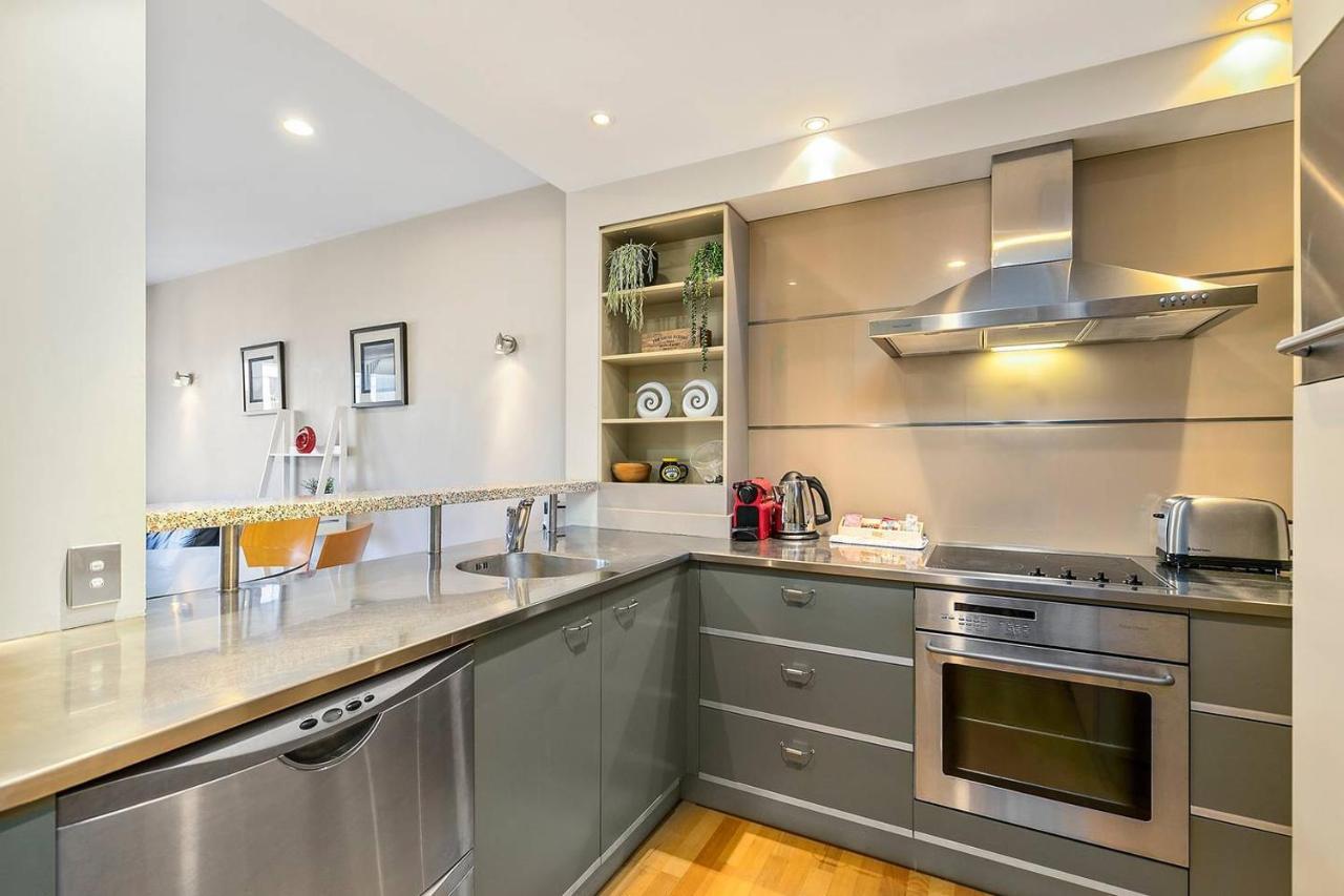 Enormous One Bedroom Beauty In Cbd! Free Parking Auckland Extérieur photo
